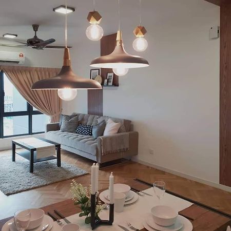 Adore Homestay@Emira Seksyen 13 Shah Alam, Msu, Stadium, Aeon Mall 외부 사진